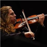 Docente di violino, diplomata in conservatorio, impartisce lezioni di strumento , collettive e singole per tutte le fasce d’età. Zona Chieti - Pescara